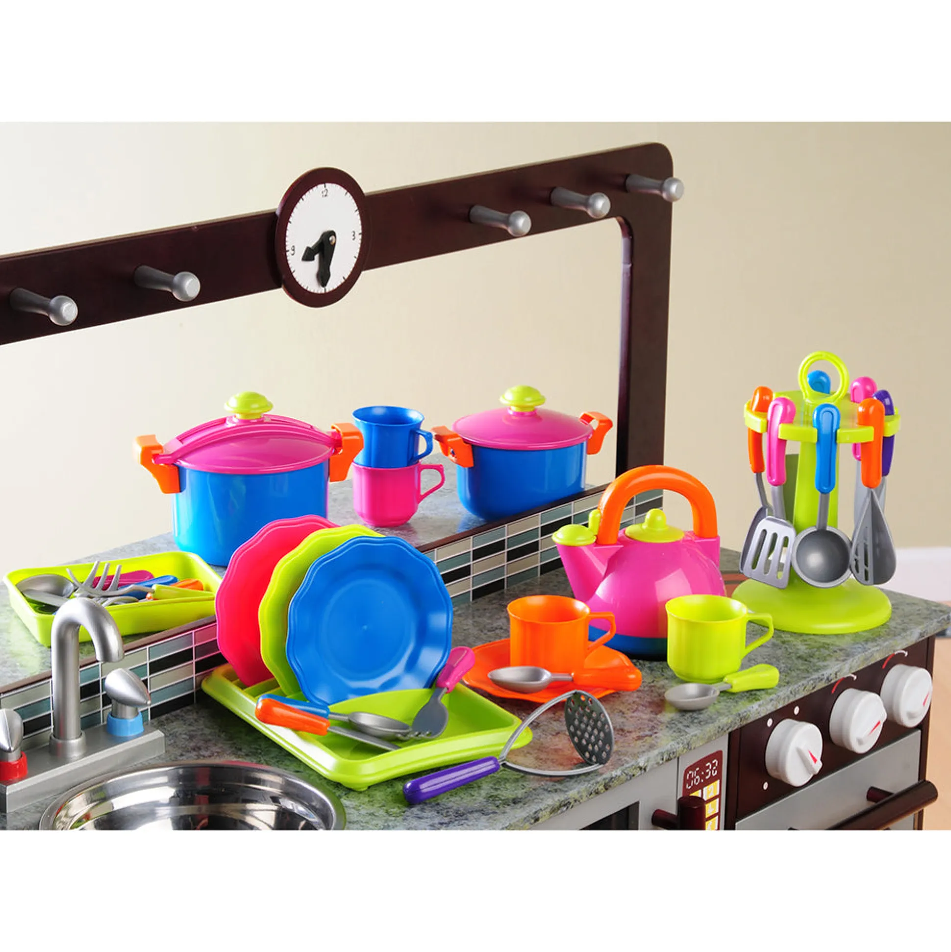 Color-Fun Play Dishes & Cookware Set – 39 Pieces