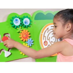 Crocodile Activity Wall Panel