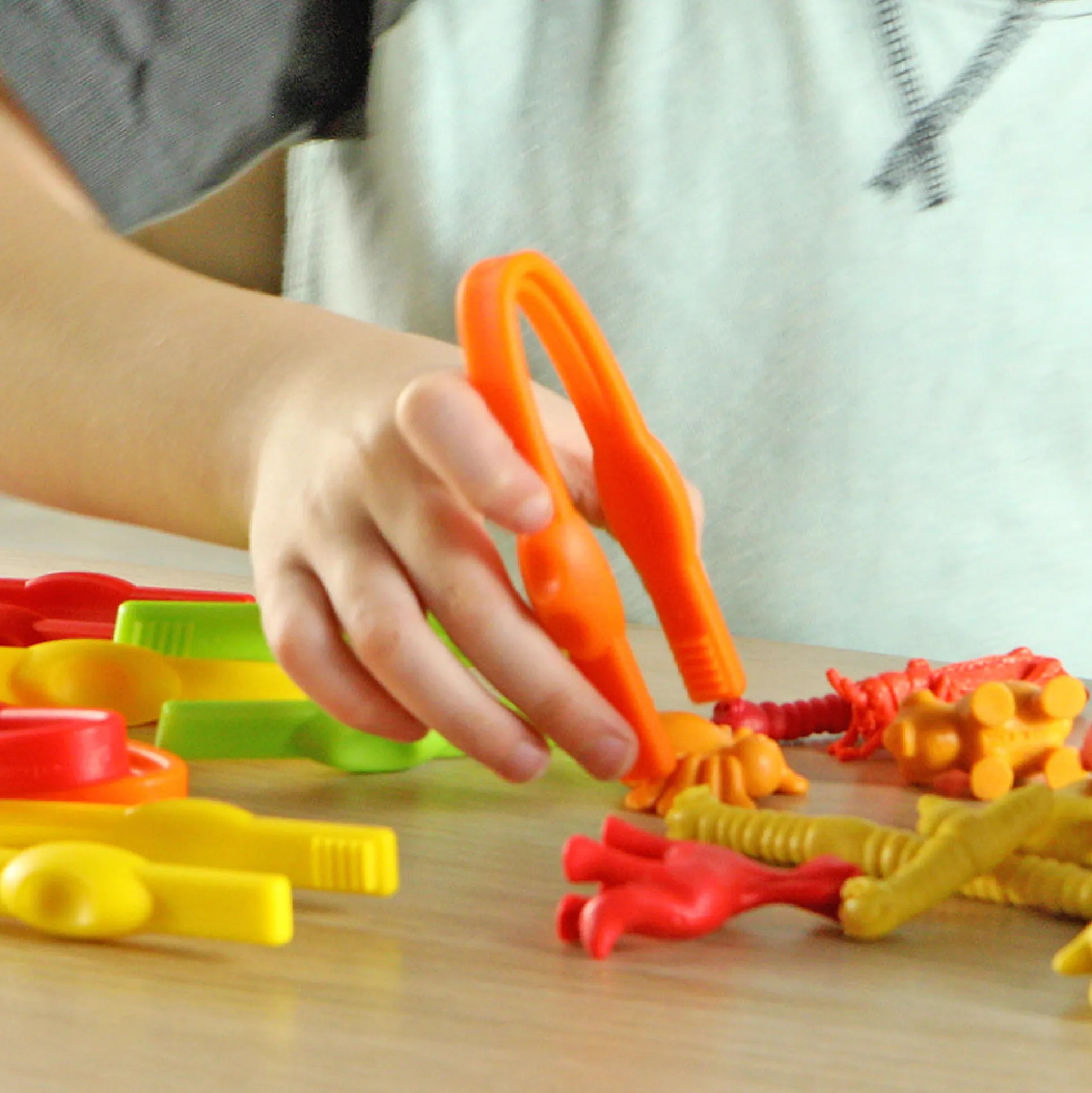 Easy Grip Tweezers | 12 Fine Motor Tools for Sorting, Counting & Sensory Play