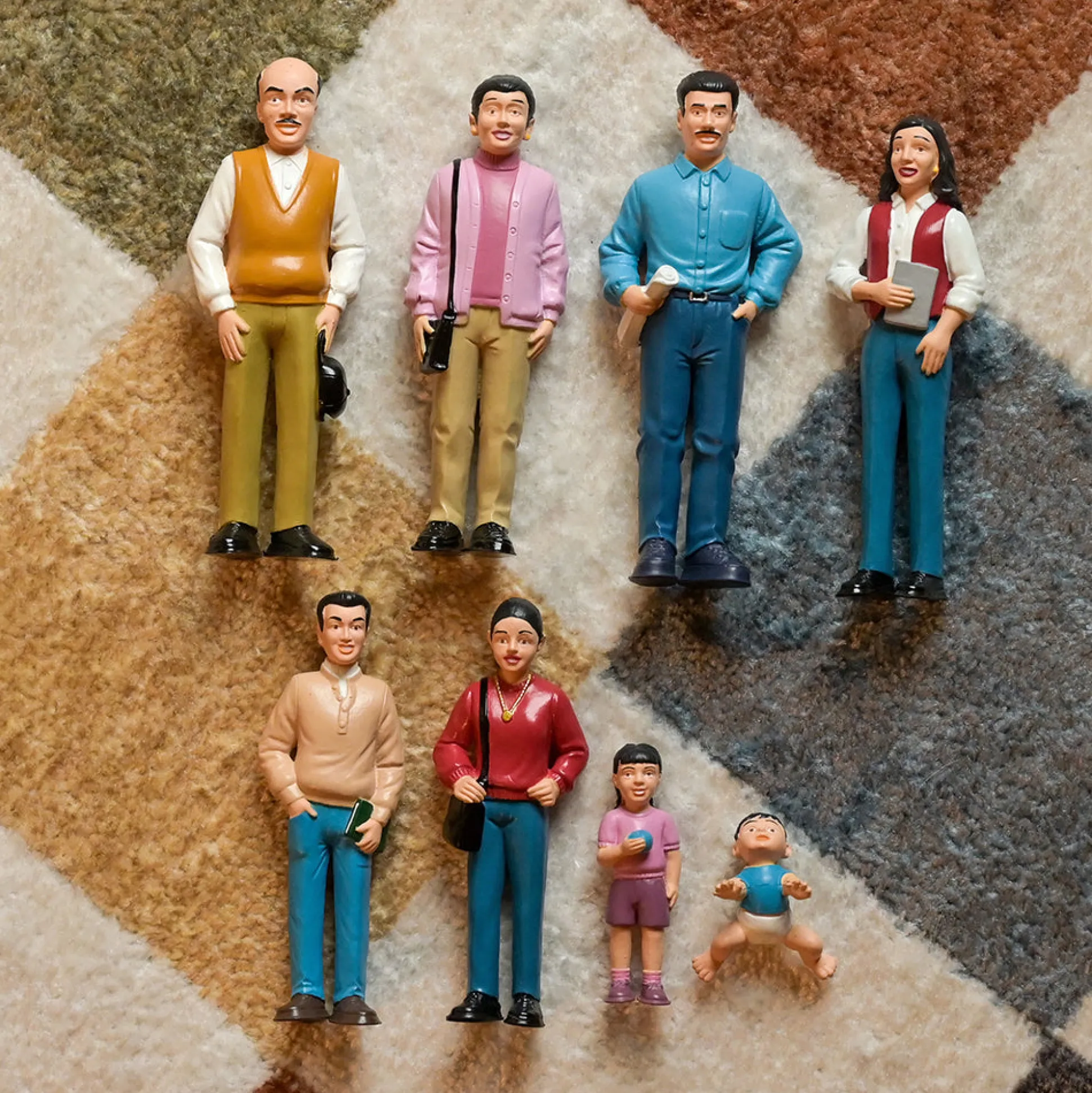 Hispanic Pretend Play Vinyl Family Figurines | 8 Piece Set