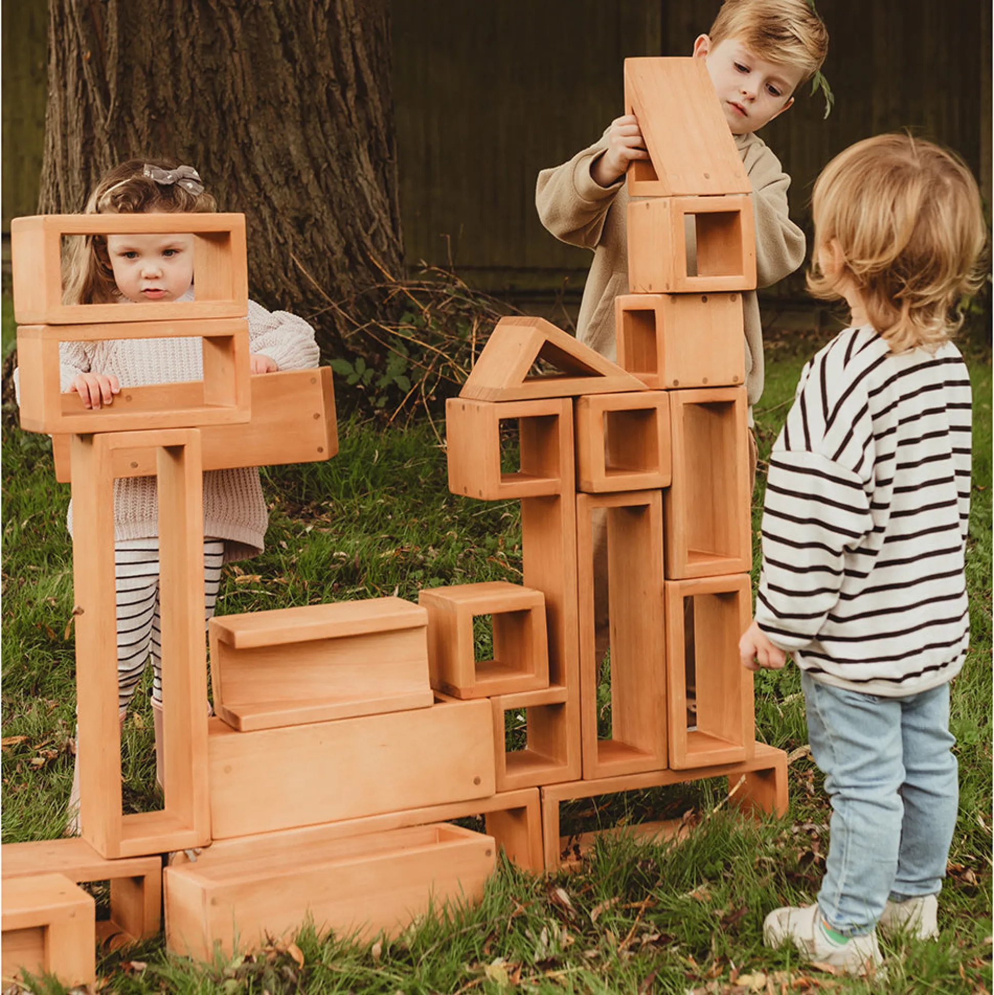 Outdoor Wooden Hollow Blocks | 24-Piece Eucalyptus Building Set