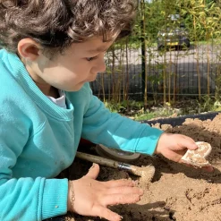 Prehistoric Fossil Dig & Build Set | 6 Dinosaur Skeletons Puzzle Kit