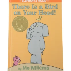 There Is a Bird On Your Head - An Elephant and Piggie Book by Mo Willems
