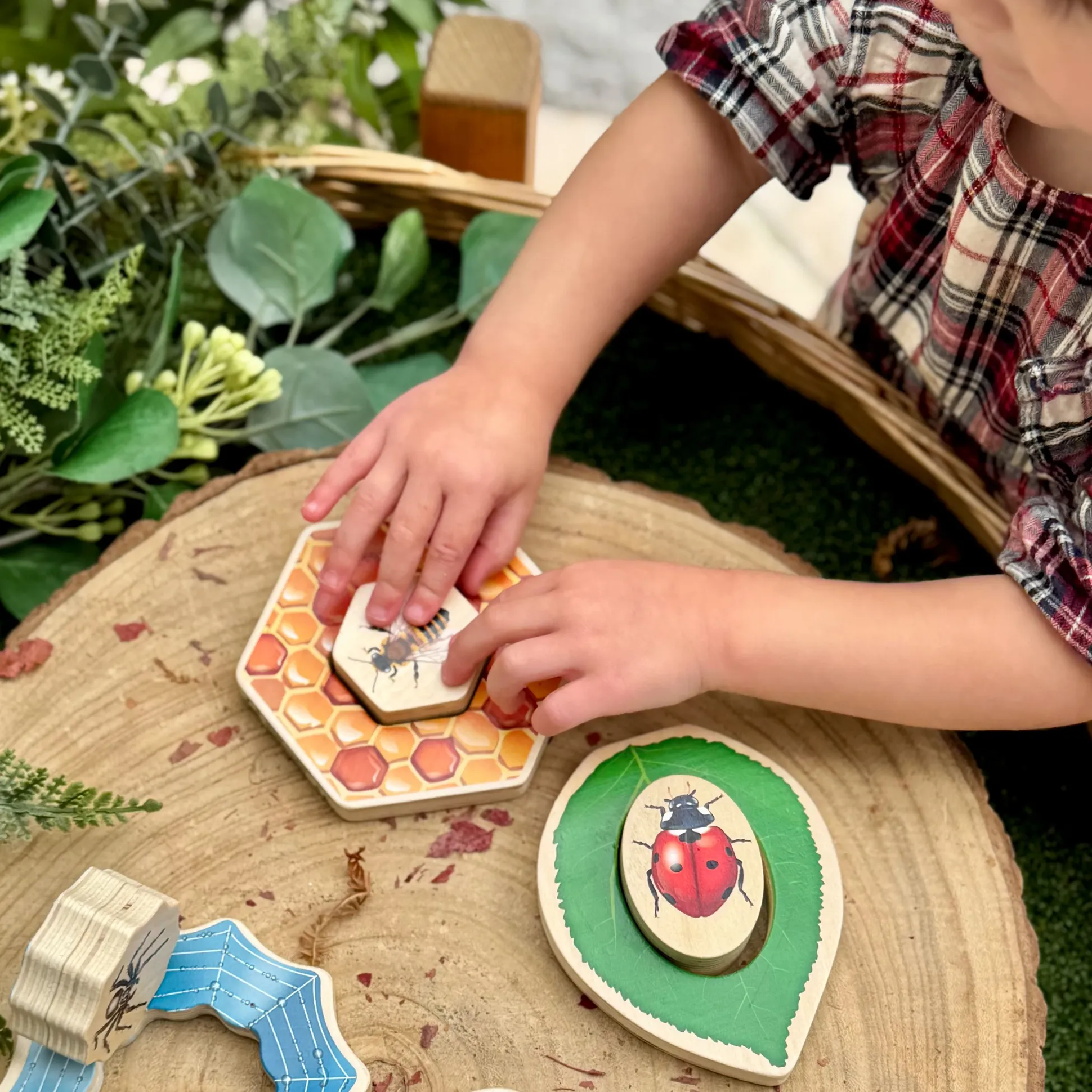 Who’s Hiding Garden Bugs Wooden Puzzle Set | Double-Sided Toddler Puzzle with Hidden Insects & Habitat Scenes