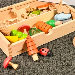 Woodland Trail Discovery Set | 37-Piece Beechwood Nature Playset