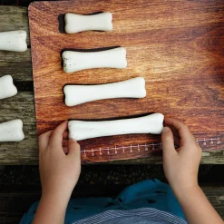 Yellow Door® Dinosaur Bones with Match & Measure Cards Exploration Set
