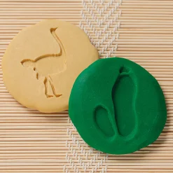 Yellow Door® Let's Investigate Safari Footprints Double-Sided Animal Stones